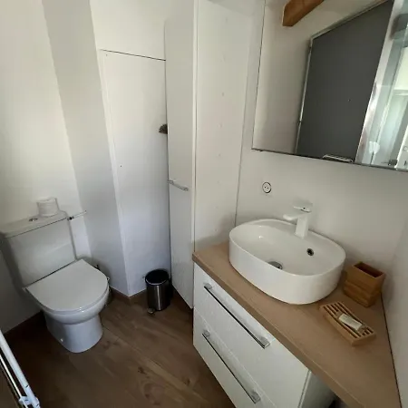 L'orbitelle Apartman *